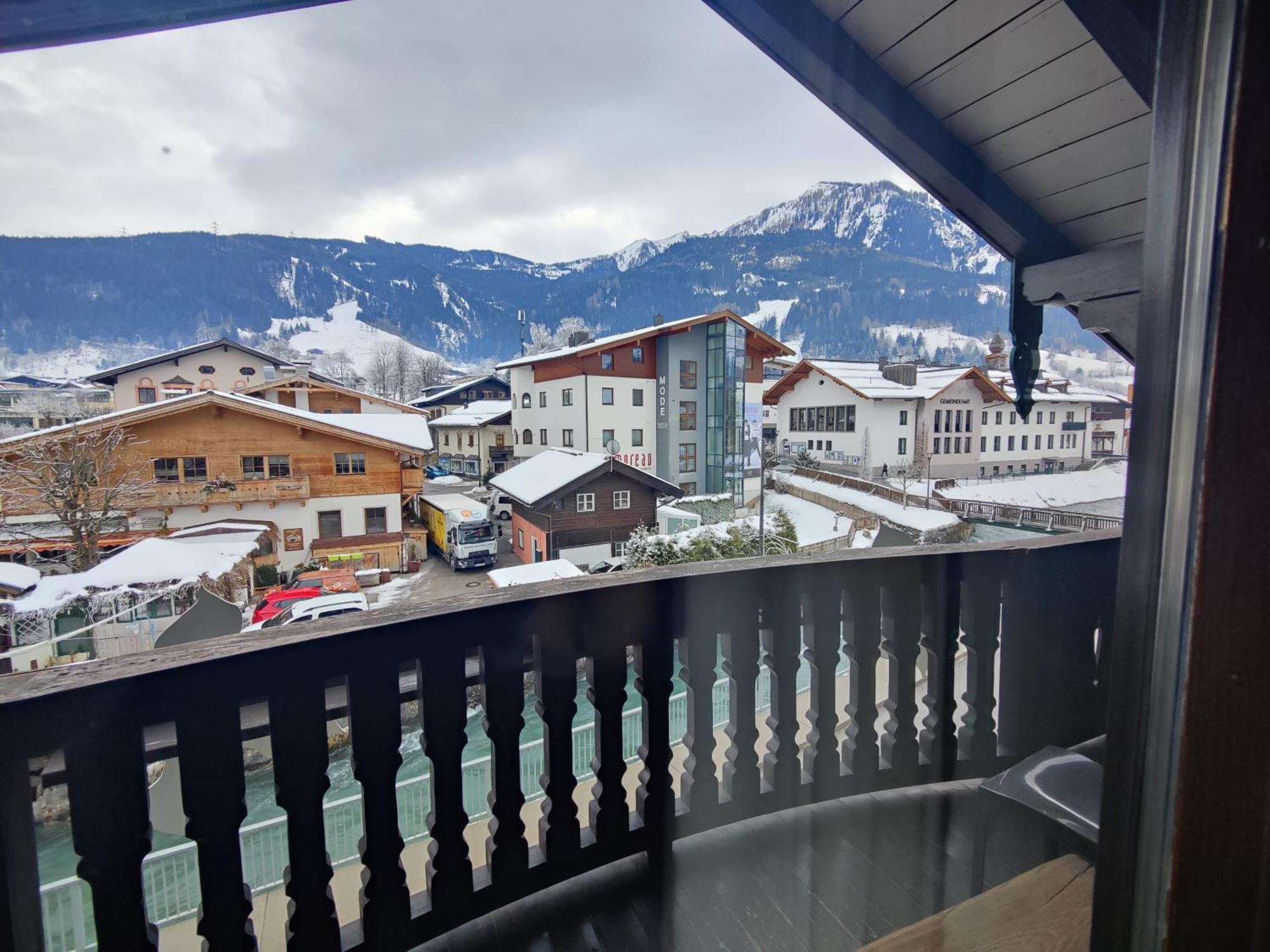 Appartement Schoenpflug Kaprun Bagian luar foto